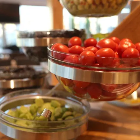 Hotel Gumus Palace Gungoren 3*