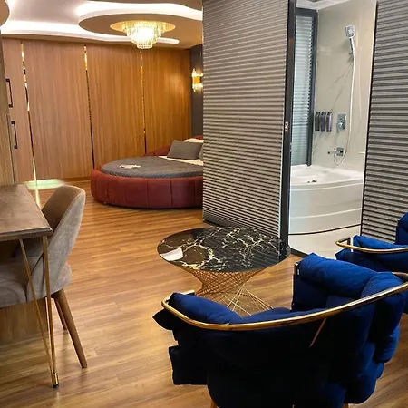 Gumus Palace Gungoren מלון 3*